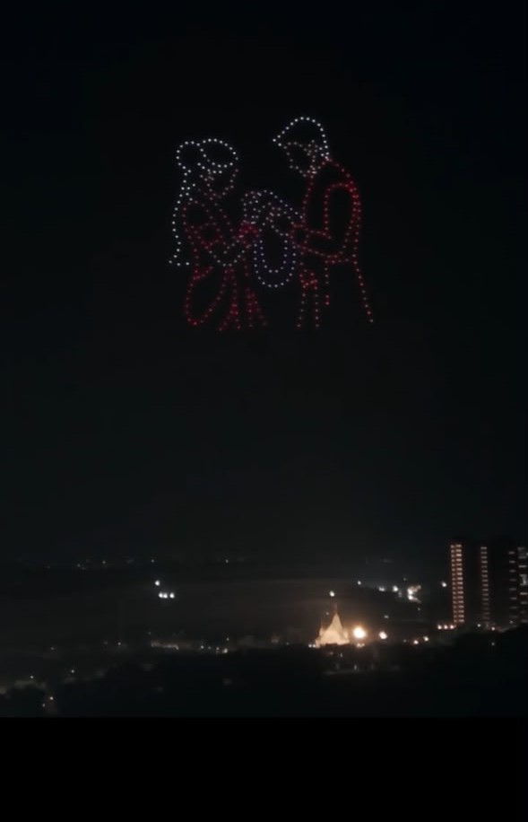 Luxury Weddings Drone Show